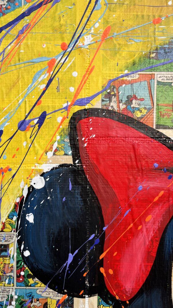 Juta Topolino e Minnie abbraccio sulla Luna